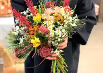 How to choose flowers for a first date?